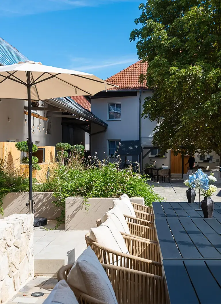 Außenbereich im Hotel Lehn